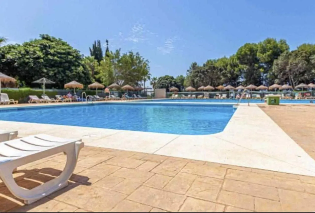 Apartment 797 Holiday Rentals - Moderno Estudio En Iris Para 2 Con Piscinas Benalmadena