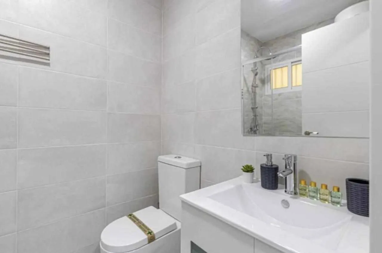 797 Holiday Rentals - Moderno Estudio En Iris Para 2 Con Piscinas Benalmadena 0*,  Spain